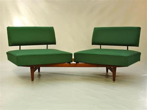 Looks great with contrast piping. Vintage retro sofa bed. Knoll Stella jaren 60. so nice ...