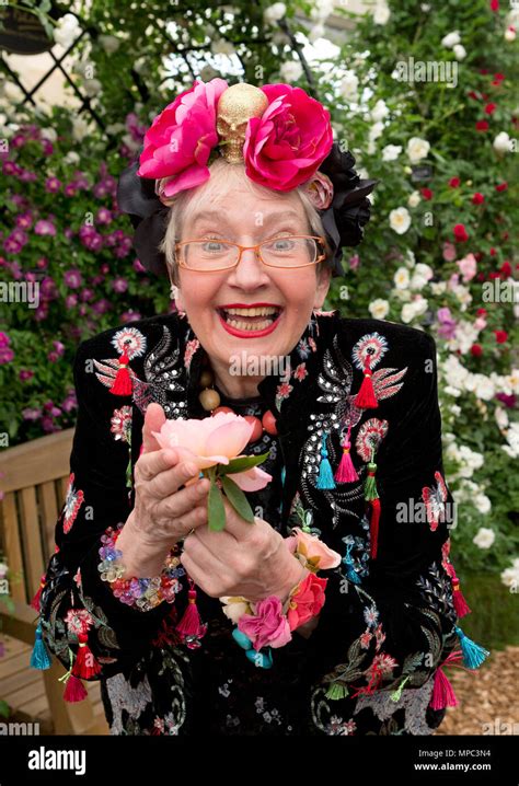 The Su Pollard Show Hi Res Stock Photography And Images Alamy