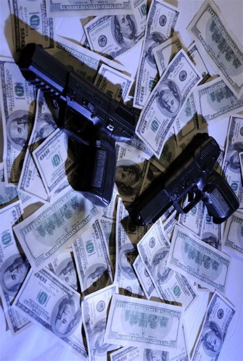 Money View Money Gun Wallpaper 