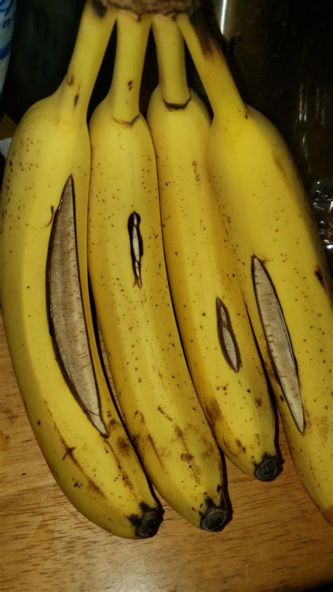 Bananas Split Open Ive Never Seen This Happen Before R