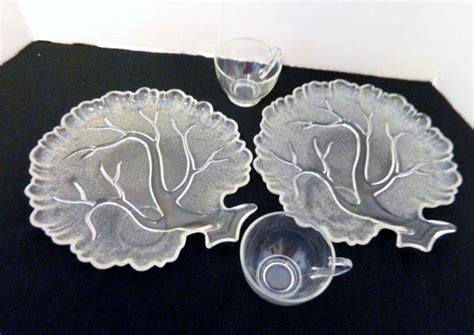 Hazel Atlas Orchard Tree Of Life Crystal Textured Snack Plates