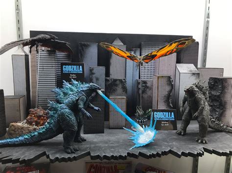 Neca Godzilla King Of The Monsters 2019 Figures Revealed From Toy