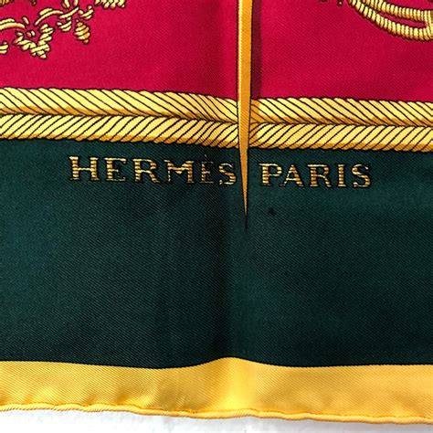 Hermès Les Armes De Paris Fluctuat Nec Mergitur Silk Scarf