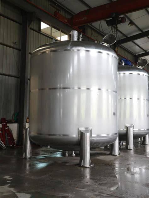 Industrial Stainless Steel Diesel Tanks For Storage And Climate