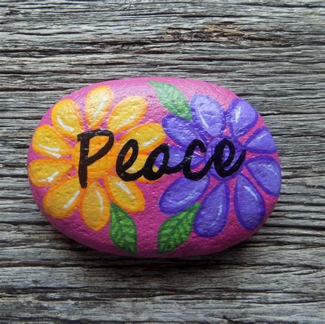 Peace Flower Painted Rockdecorative Accent Stone Paperweight