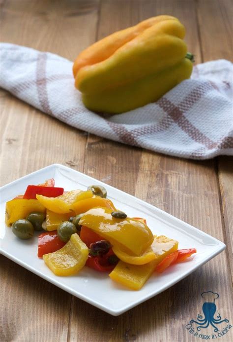 Pelate e tagliate le carote prima a metà e poi in due o quattro pezzi dipende quanto grossa sia. PEPERONI IN PADELLA ALL'ACETO DI MIELE! | Peperoni ...