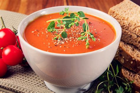 Receita De Sopa De Tomate Low Carb Prática E Nutritiva