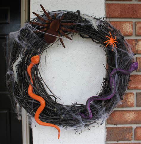 Spooky Halloween Wreath With Snakes And Spiders And Centipedes Oh My
