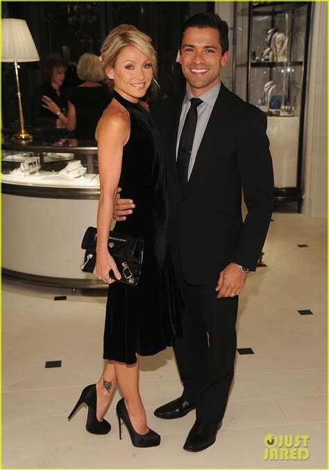 Kelly Ripa Turns 50 Husband Mark Consuelos Calls Her Sexy In His