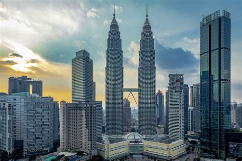 Top 11 photo spots at Petronas Twin Towers, Malaysia in 2021