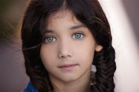 Eyes By Amber Bauerle Frosted Productions 500px Black Hair Green
