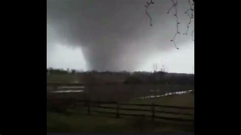 Mayfield Ky Nighttime Tornado Footage Caught On Camera