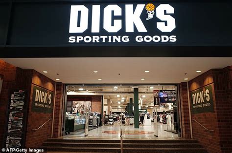 Dicks Sporting Goods Shares Up 18 Due To Strong Earnings Despite Backlash For Halting Gun