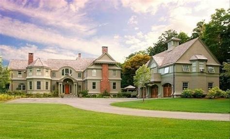 Million Shingle Style Mansion In Weston Ma Homes Of The Rich