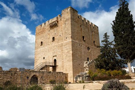 Μεσαιωνικά Κάστρα και Φρούρια της Κύπρου