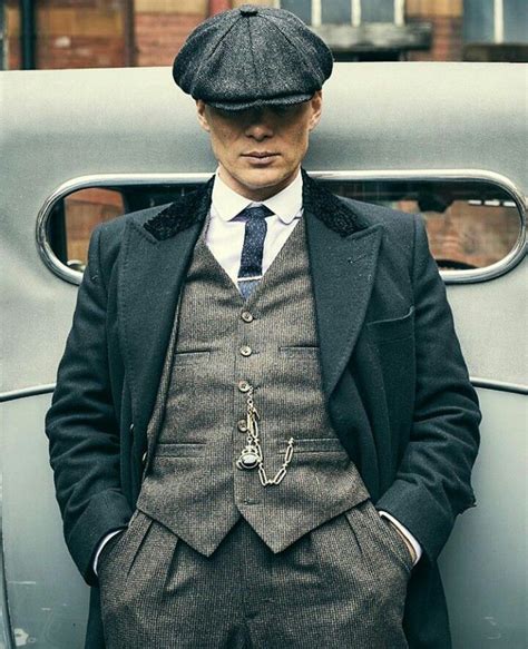 I will show you not only what to look for, but where to buy it online in. De Thomas Shelby outfit: zo word jij een échte Peaky ...