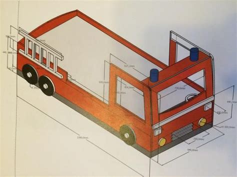 Mit coolen und naturgetreuen highlights, wie beispielsweise den alufelgen, ist das bett ein echter hingucker. Feuerwehrbett Bauanleitung zum selber bauen Selber machen | Feuerwehrbett, Kinderbett auto, Bett ...