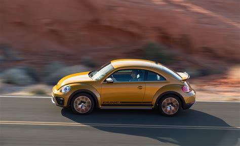 2016 Volkswagen Beetle Dune Convertible Test Side 8891 Cars