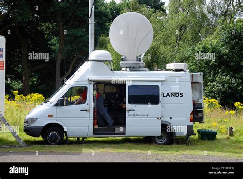 Bbc Outside Broadcast Support Vehicle Hi Res Stock Photography And