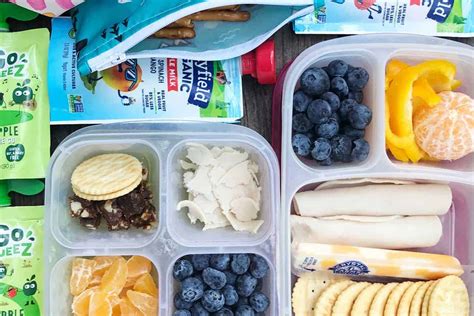 50 Healthy Road Trip Snacks To Share With The Kids