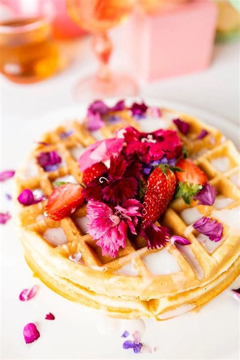 15 Romantic Breakfast In Bed Ideas For Valentines Day Or Any Day