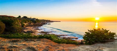 Honeymoon Beach Jimbaran Hidden Beach With Romantic Sunset Atmosphere