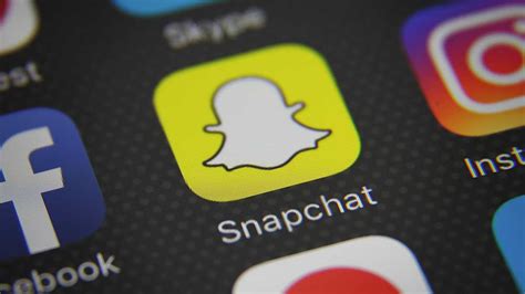 Snapchat Working On Ipo Valuing Company At 25 Billion Report