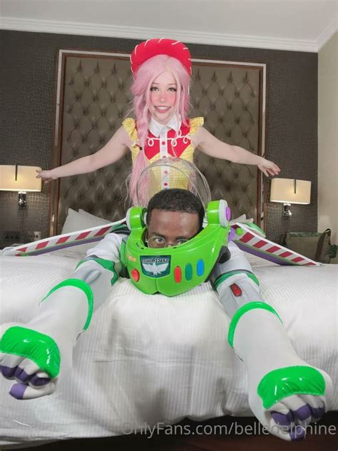 Twomad Belle Delphine And Twomad Photoshoot Know Your Meme