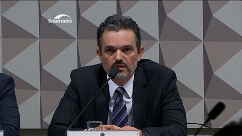 J Lio Marcelo De Oliveira Diz Que Contabilidade Criativa Deveria Se