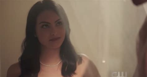 This Riverdale Sex Scene Is So Weird And We Need To