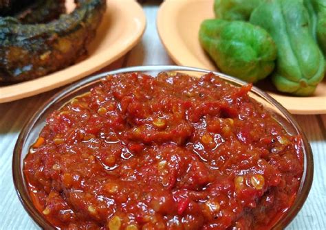 Banyak sekali jenis sambal yang ada di indonesia, seperti; Sambal Terasi Mentah' Paling Enak / Sambal Tomat Terasi ...