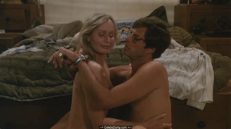 Sally Kellerman Nude Tits In Serial 1980 Celebs Dump EroFound