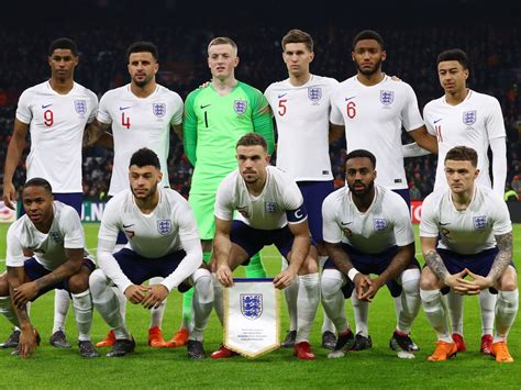 The official fifa world cup 2022 page. England's World Cup Players to Splash GB 215K Each on a ...