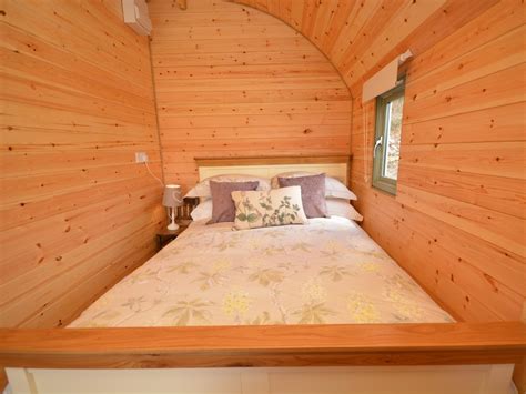 1 Bedroom Log Cabin In Mid And East Devon Romantic Holiday Cottage In