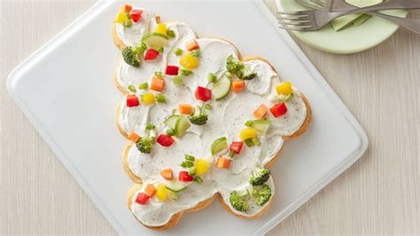 Another take on the broccoli christmas tree. The Best Christmas Tree Veggie Pizza - Best Recipes Ever