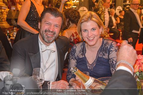 Maybe you would like to learn more about one of these? Philharmonikerball 2019 - Musikverein Wien - Do 24.01.2019