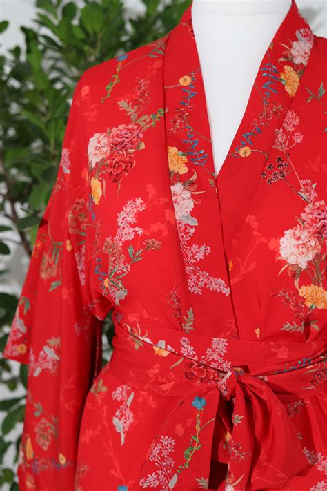 czerwone kimono maya yaekimo kimono do codziennych stylizacji