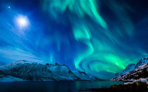 2560x1600 Resolution Northern Lights Aurora Borealis Uk 2560x1600