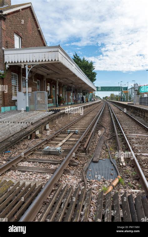 Angmering Station Hi Res Stock Photography And Images Alamy