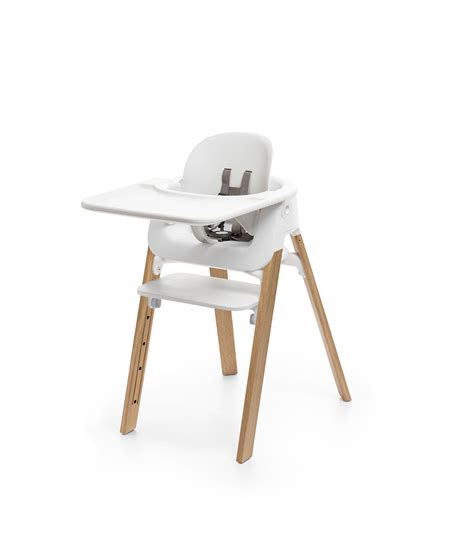 Developed together with a paediatric physiotherapist, our newborn insert ensures that your newborn baby will be properly supported when placed in the bouncer. Stokke® Steps™ Stuhl