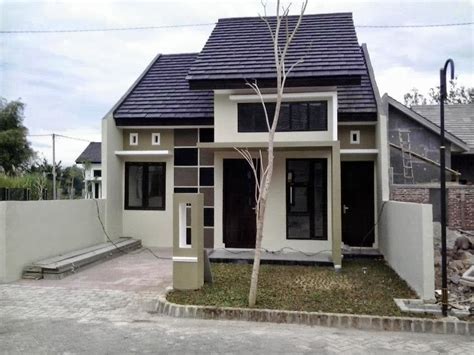 Desain yang pertama ini adalah salah satu contoh model rumah kontrakan yang banyak ditemukan di indonesia. Gambar Desain Rumah Sederhana Modern Berbagai Type ( 21 ...