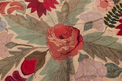 Doris Leslie Blau Collection Vintage American Hooked Floral Handmade