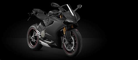 The 1199 panigale comes with a 1198cc, superquadro: Ducati 1199 Panigale S Price in India, 1199 Panigale S ...