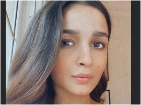Alia Bhatt Shares A Stunning Selfie On Social Media Leaves Fans