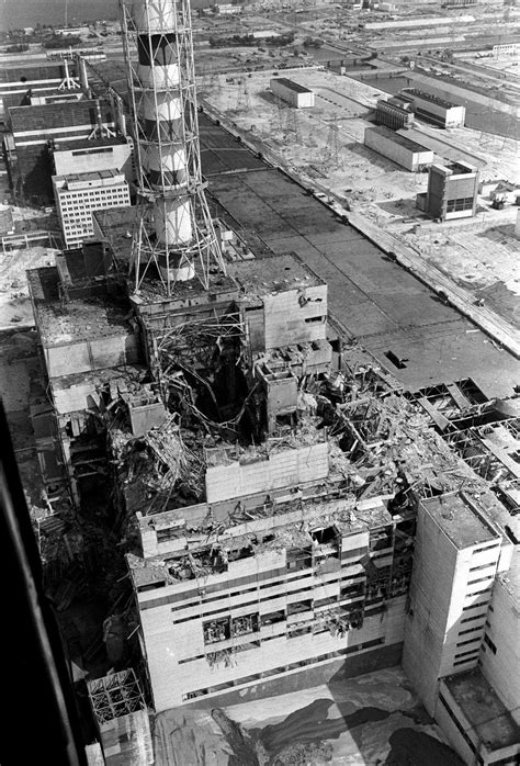 Rare Aerial View Of Chernobyls Reactor 4 Building Post Explosion