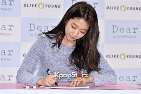 The Heirs Park Shin Hye Attended A Fansign Event For Dear By Enprani