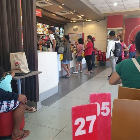Jollibee 9 Tips From 222 Visitors