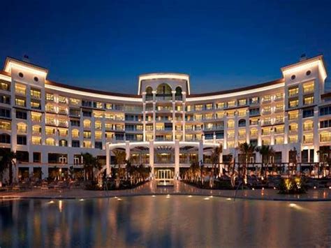 Waldorf Astoria Dubai Palm Jumeirah Dubai Luxury Holidays Tropical Sky
