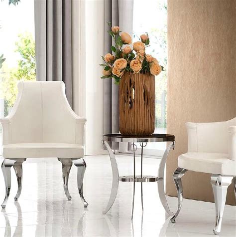 Small round coffee table in the middle can ensure the complete success of the plan. Leisure balcony small round table, small coffee table ...