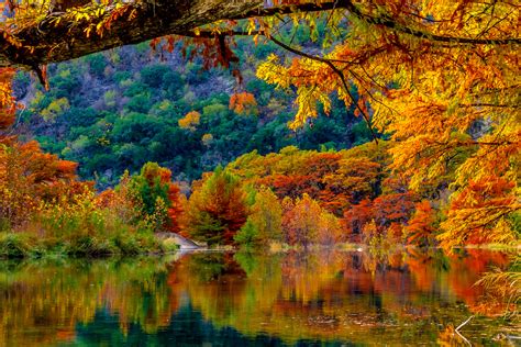 10 Breathtaking Places To See Fall Foliage In Texas Secret Dallas